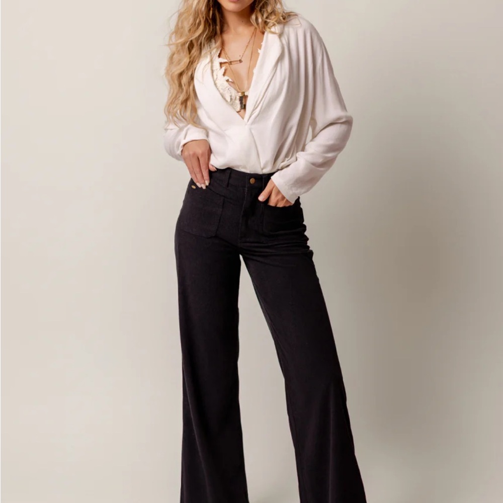 NWT Joyfolie Avina Pants in Black (Fit like a 30/31, size on tag 29)